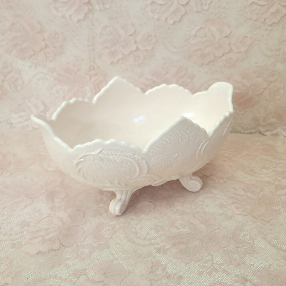 Pink Milk Glass Oval Centerpiece Bowl Jeanette Glass Co - Picture 2 of 7